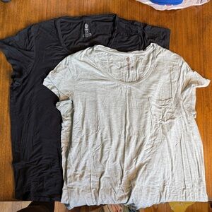 Kindred Bravely 2 Pack Super Soft Nursing Tees